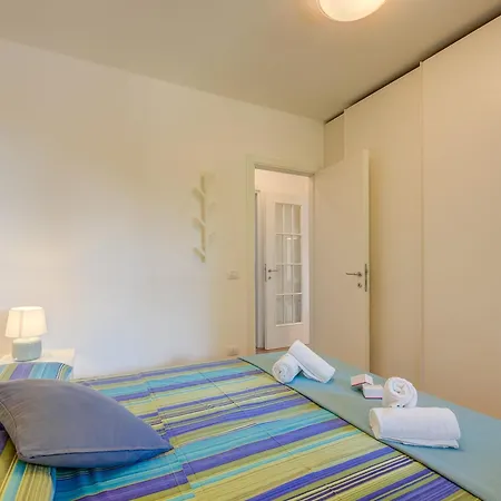 La Casa Accanto With Shared Pool - Happy