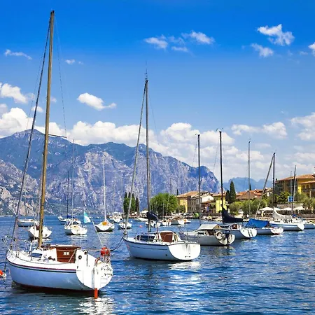 La Casa Accanto With Shared Pool - Happy