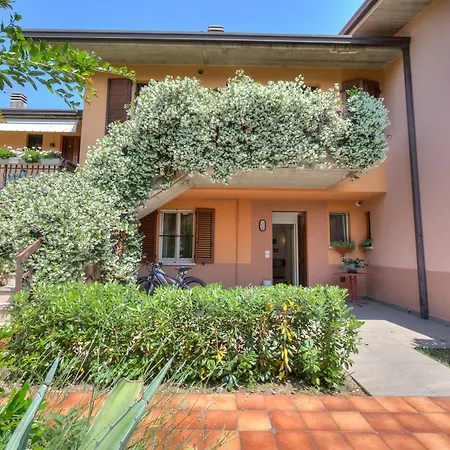 La Casa Accanto With Shared Pool - Happy *